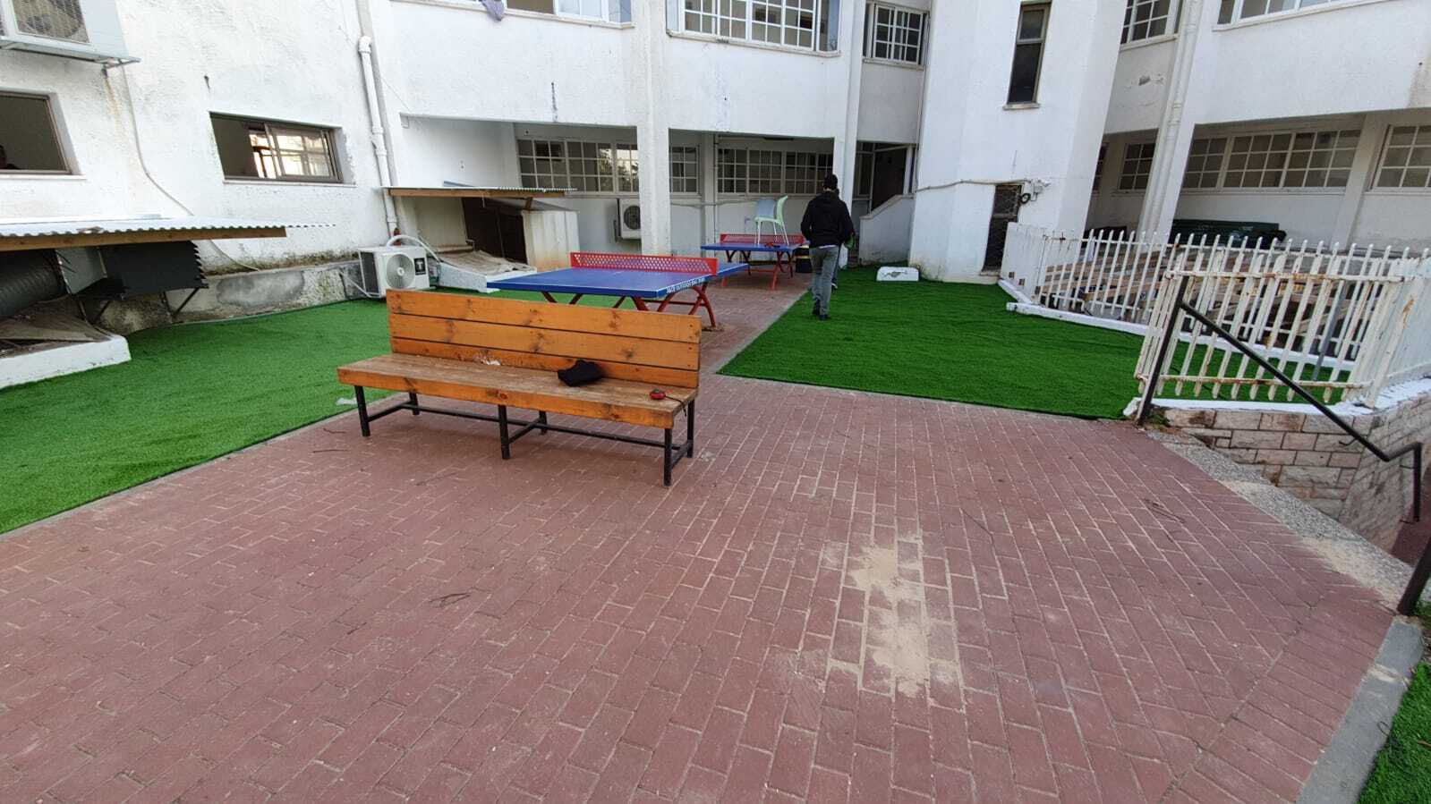 ישיבה תיכונית קרית אונו 17