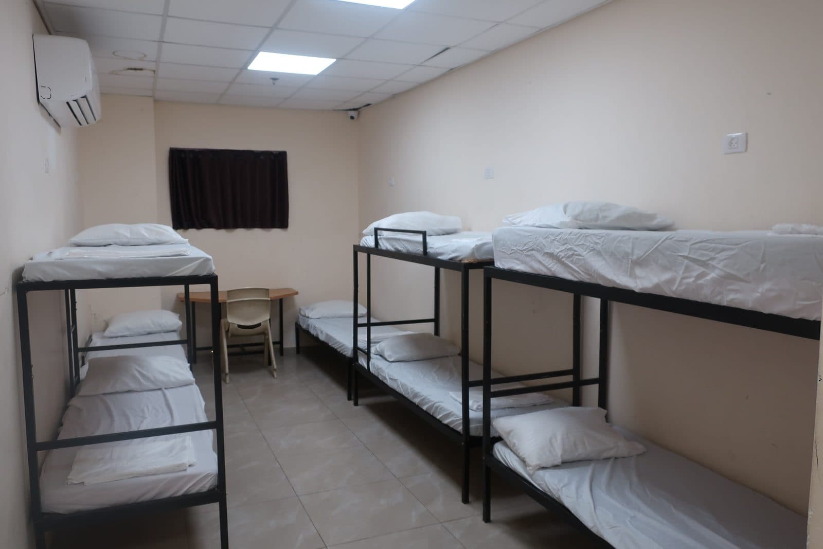 ישיבה 10
